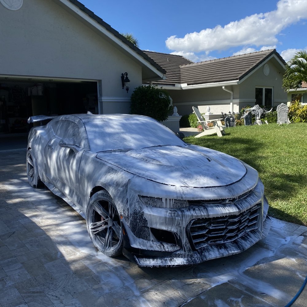 Image of a car ready to wash